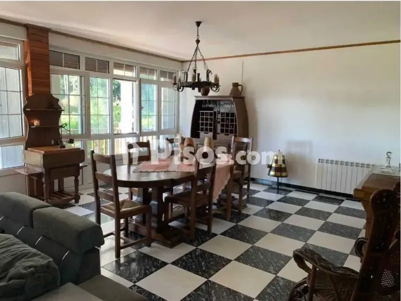 Salle à manger - Rustic House with Large Garden in Serantes