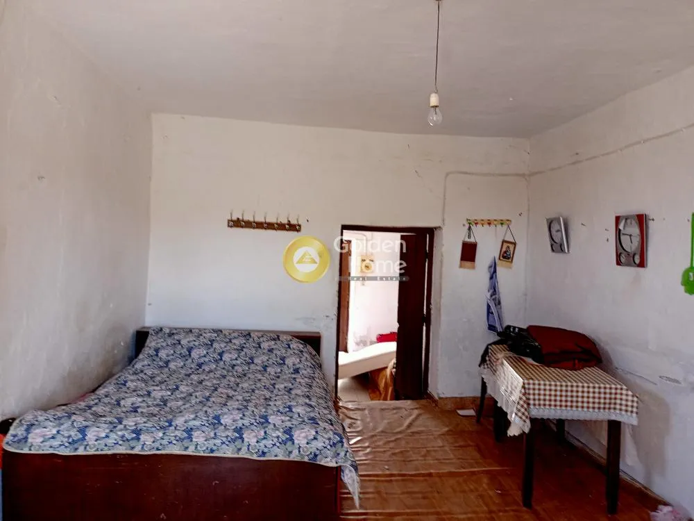 4-room house in GR