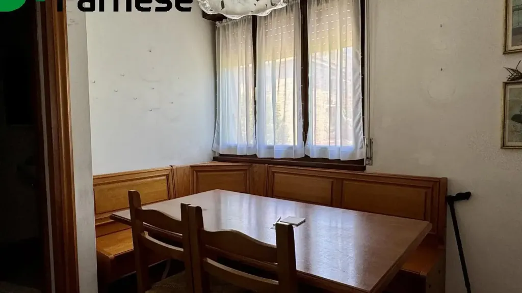 Salle à manger - Spacious Apartment with Balcony in Piacenza