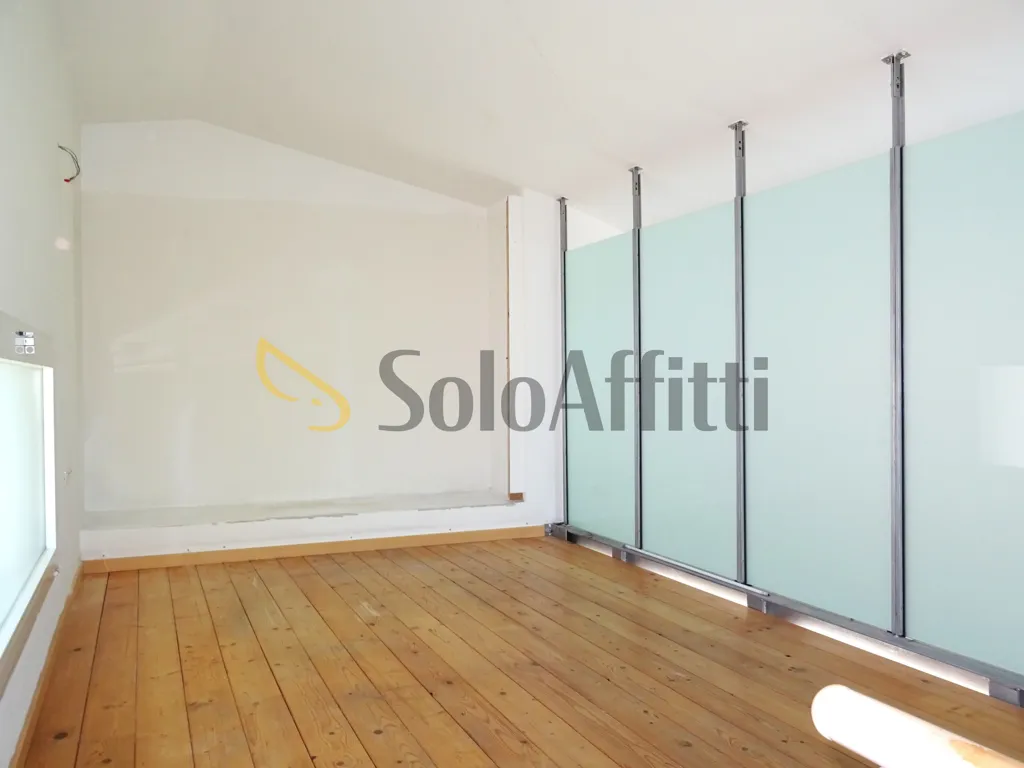 Pièces - Office with Reception and Storage in Senigallia