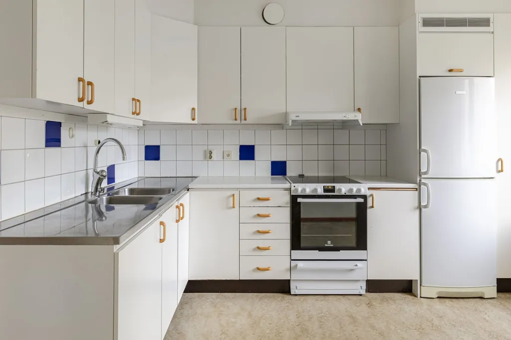 Köök - Bright Apartment with Balcony in Stockholm