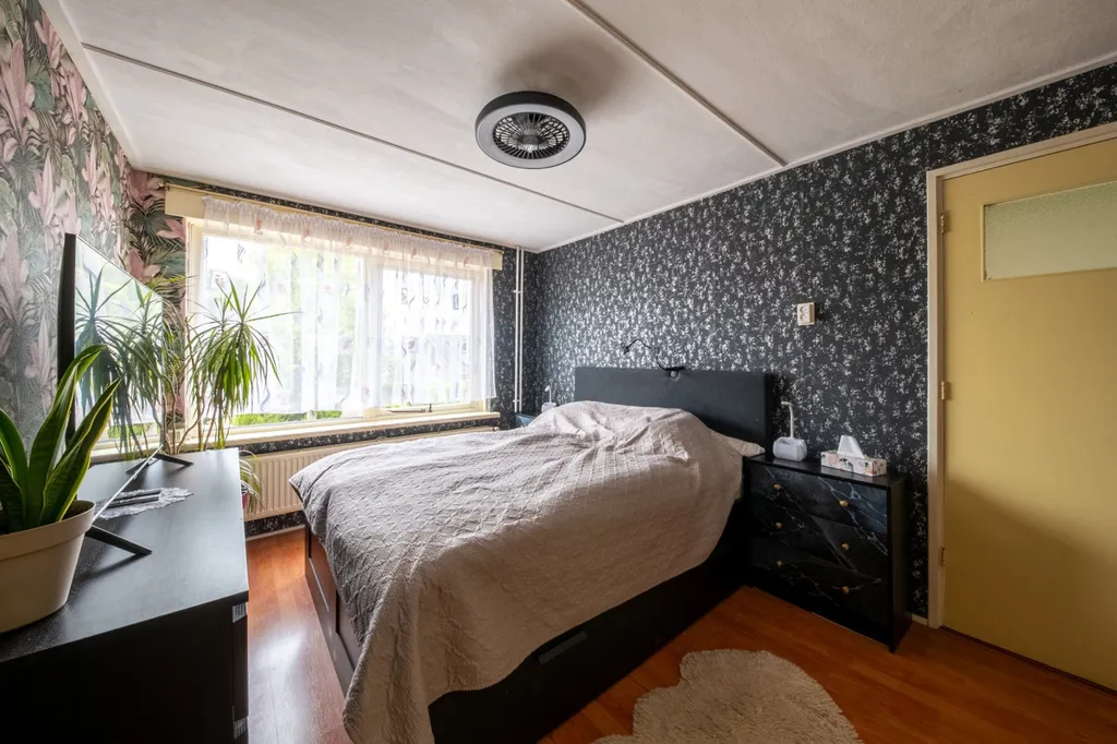 Magamistoad - Corner House with Garden Room in Goor
