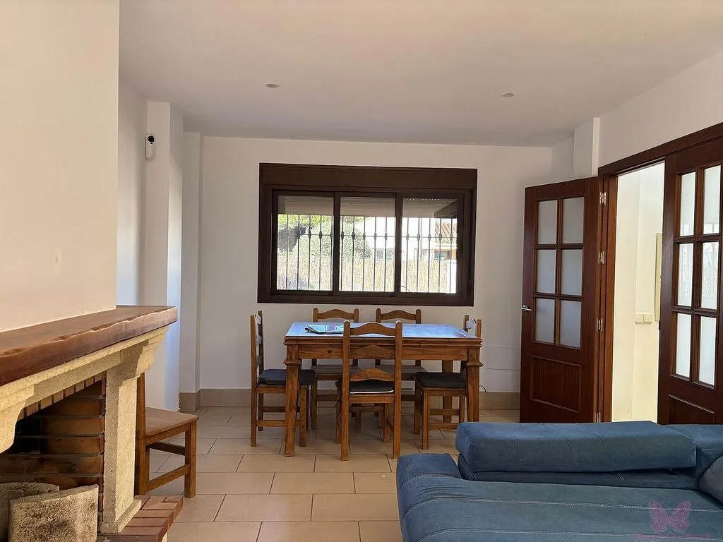 Sala da pranzo - Chalet with Private Pool in Loma del Puerco