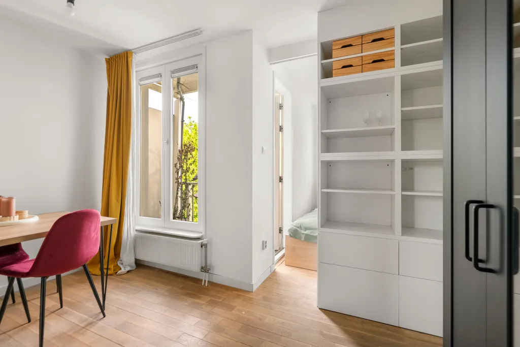 Kabinet - 2-Bedroom Apartment with Balcony in Oud-West