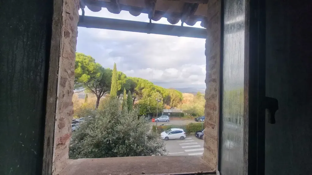 Toad - Ground Floor Apartment with Panoramic View in Todi