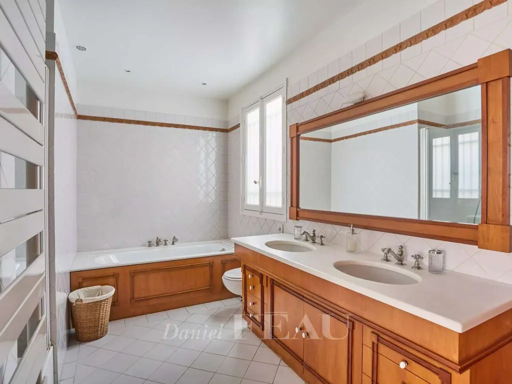 Bathrooms - Luxury Duplex with Balcony Views near Eiffel Tower