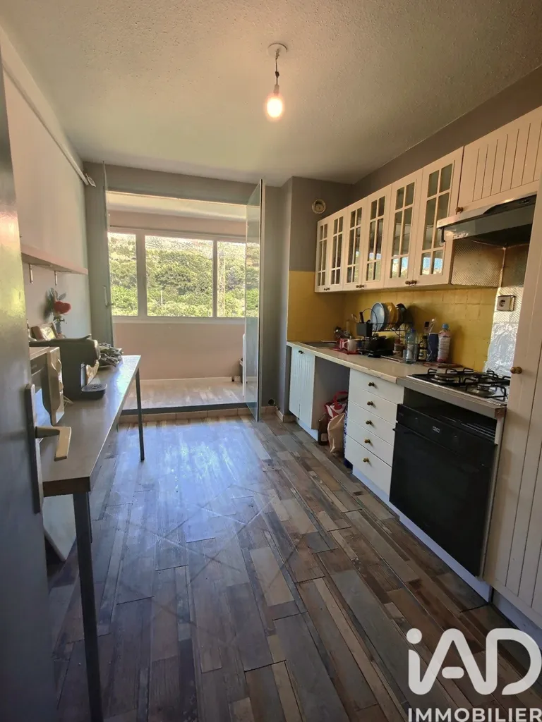 Cuisine - Appartement avec Vue Dégagée à Vitrolles