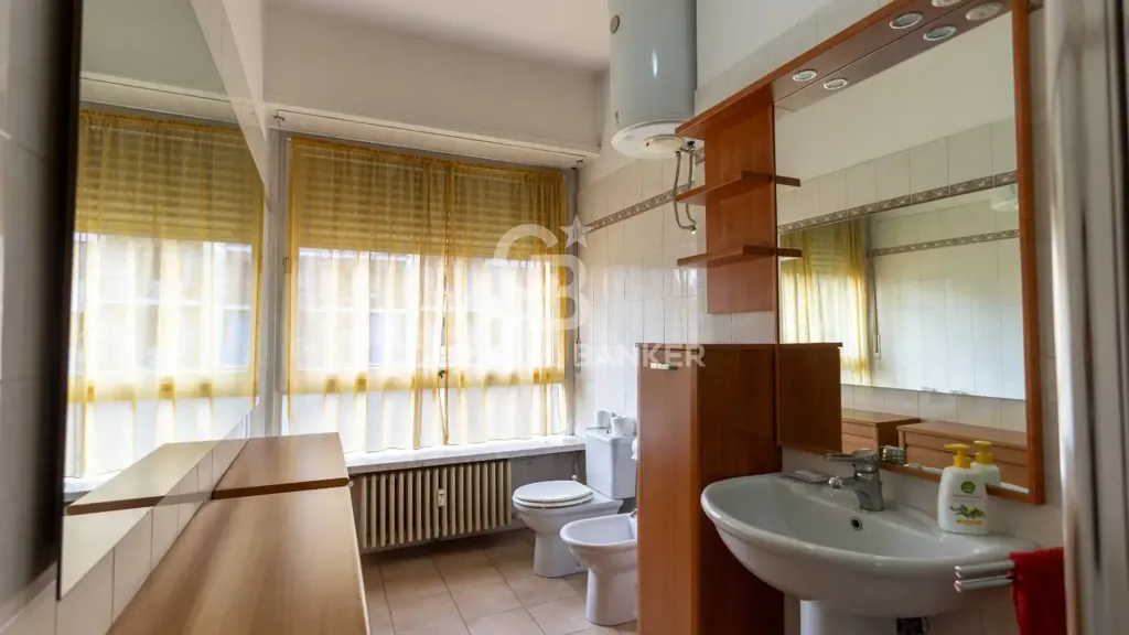 Salles de bain - Apartment with Balcony in Vanchiglietta, Turin
