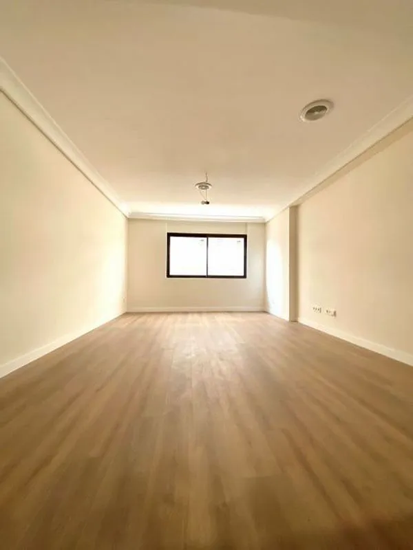 Pièces - 1-Bedroom Flat with Air Conditioning in Salamanca