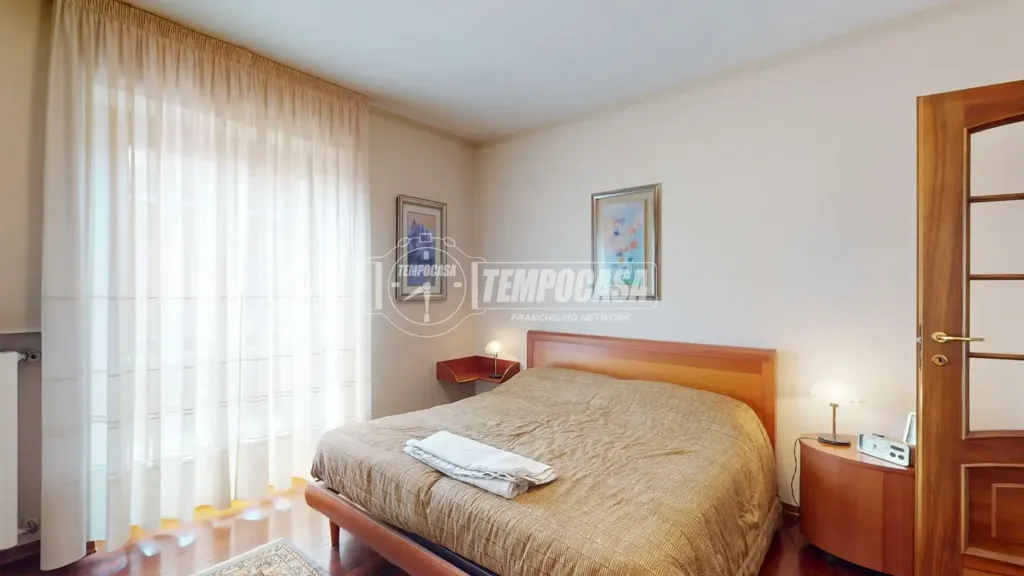 Magamistoad - Spacious Apartment with Balcony in La Loggia