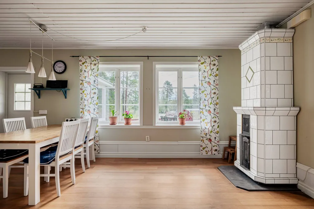 Söögituba - Modern Villa with Sea View in Ratan