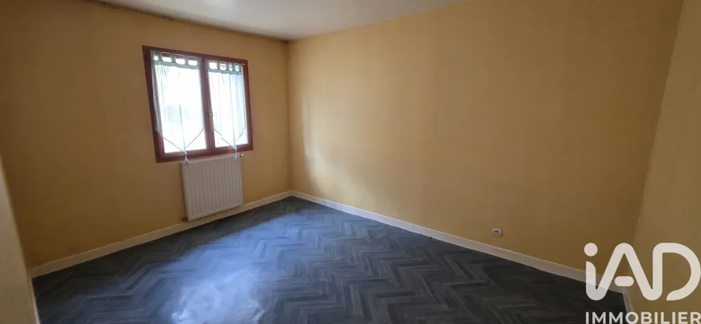 Pièces - Maison de Plain-Pied avec Jardin à Saint-Simon