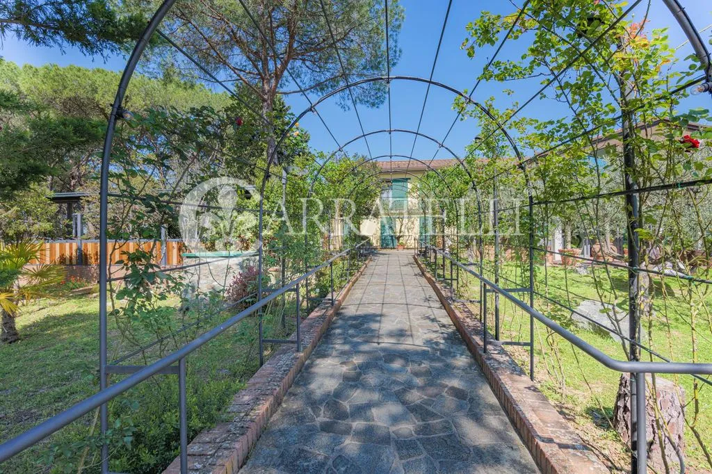 Aed - Luxury Hotel with Private Park in Chianti