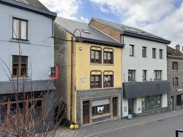 Välivaade - House with Potential in Houffalize Centre