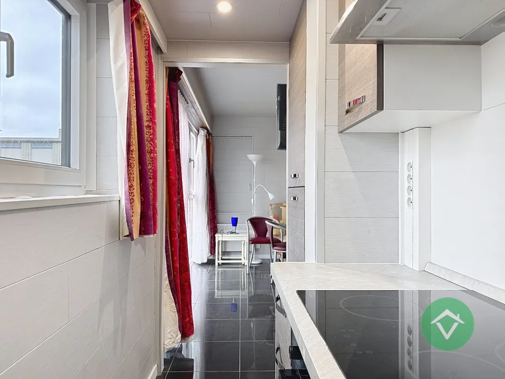 Kitchen - Studio with Sea View in Middelkerke