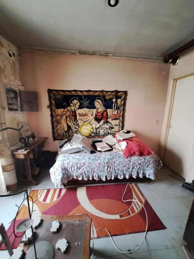 2-room house in GR