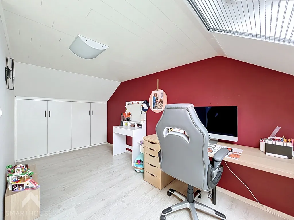 Kabinet - Half-Open House with Pool in Zwevegem