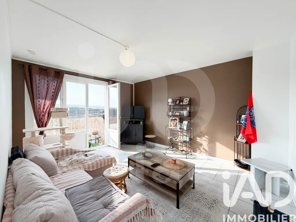 Séjour - Appartement avec balcon et vue dégagée à Compiègne