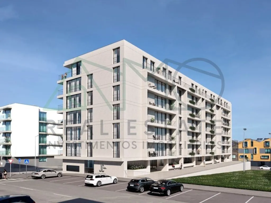 Luxury Apartment with Canal View in Aveiro
