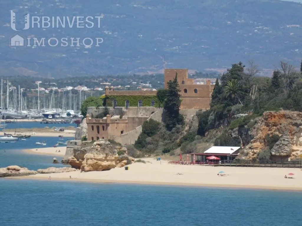 Hostel Plot with Approved Project in Ferragudo