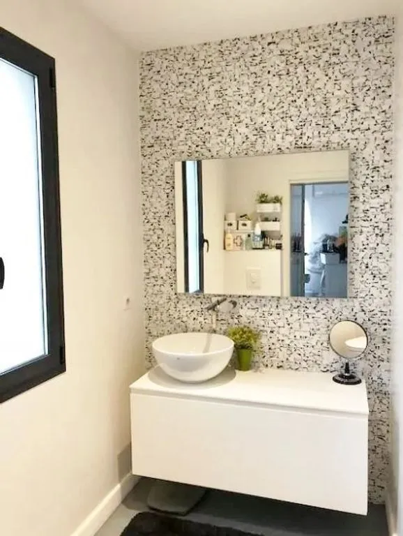 Villa Contemporaine avec Piscine à Mougins