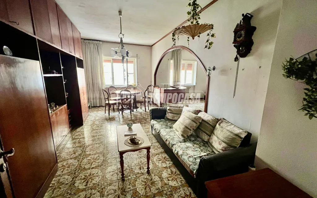 Séjour - 5-Bedroom Apartment with Lift in Naples