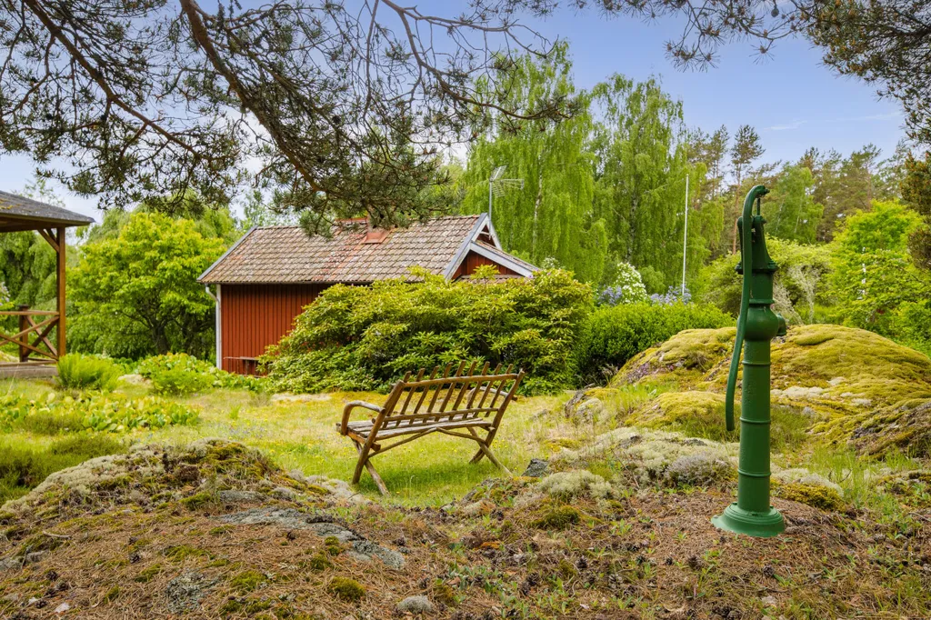 Giardino - Cottage with Loft Bed in Kållandsö