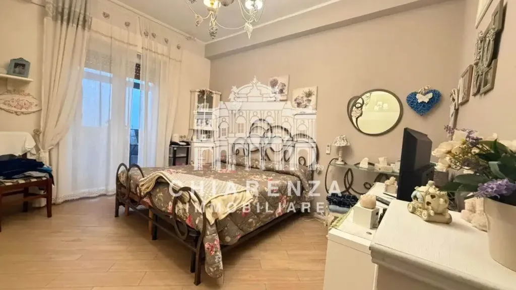 Chambres - Rustic-Style Apartment with Balconies in Catania