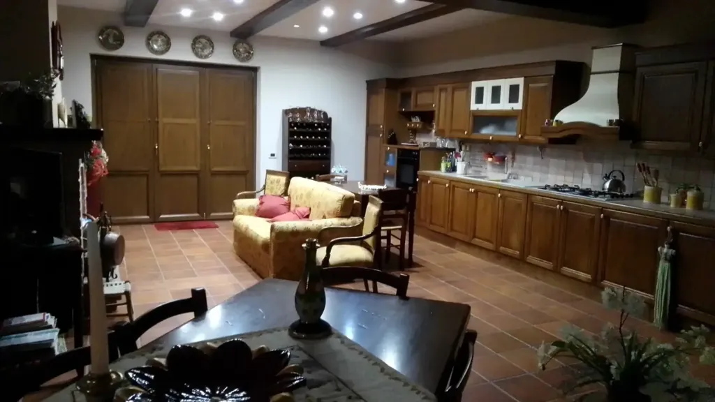 Salle à manger - Rustic Villa with Garden in Lattarico