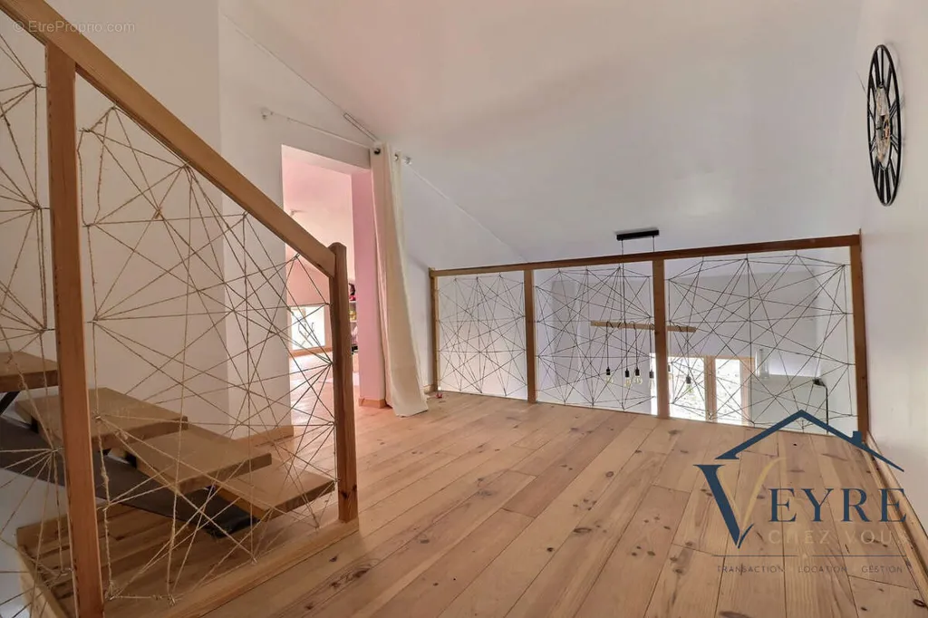 Rooms - Character House with Mezzanine in Vic-le-Comte