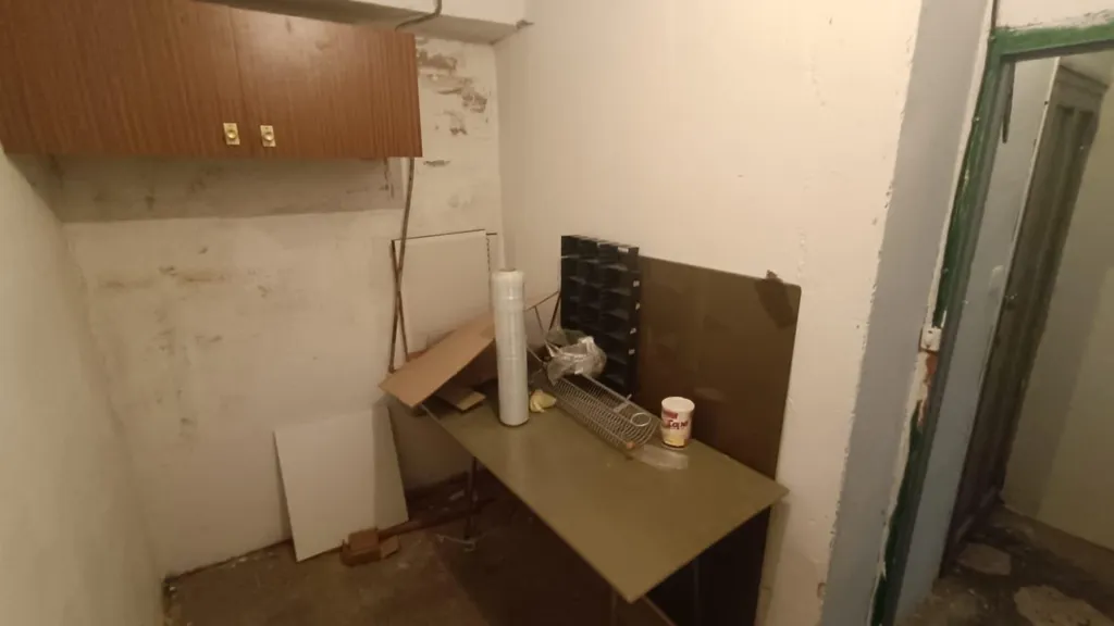 Utility Room - Reformated Flat with High Ceilings in Zamora