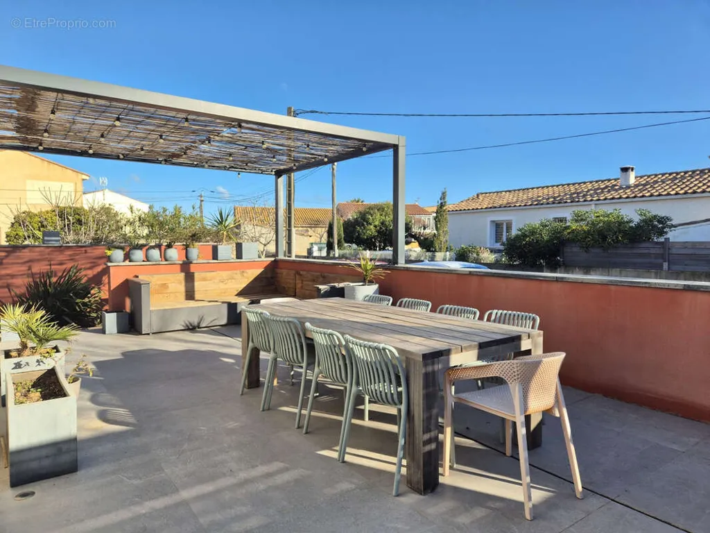 Terrass - Modern Villa with Garden near Frontignan-Plage