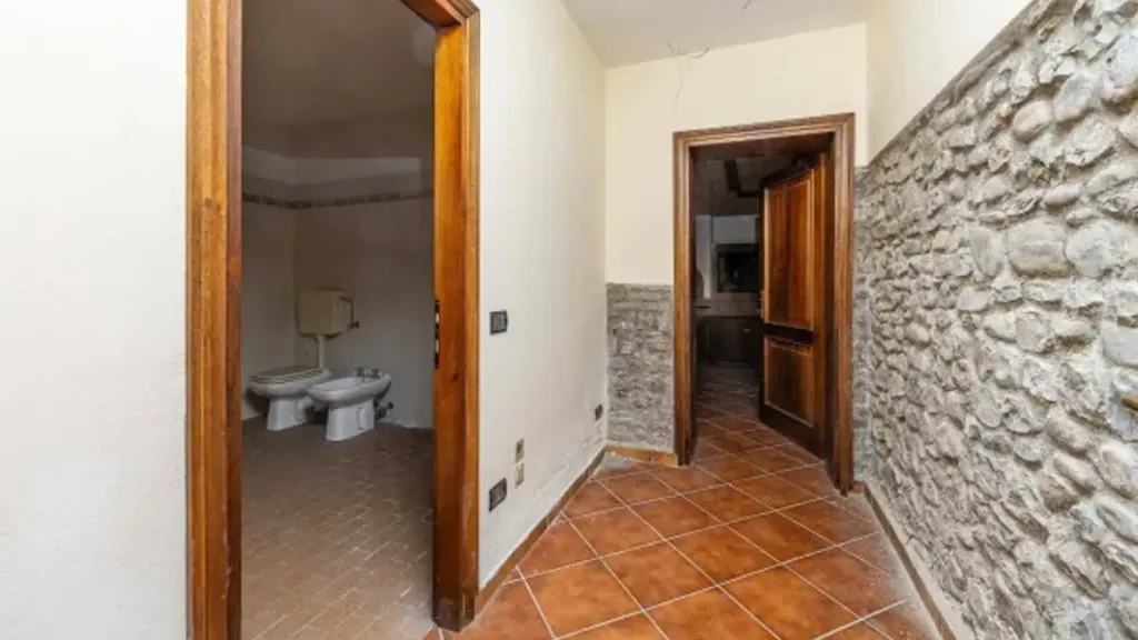 Entrée - Rustic Bifamily Villa with Panoramic View in Vignola