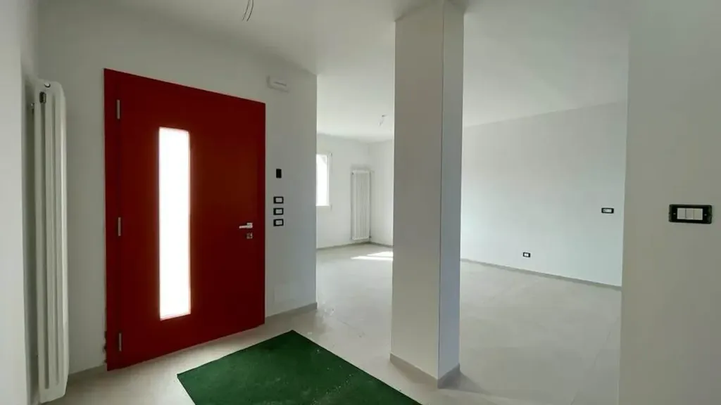 Esik - Renovated Twin Villa in Trevignano