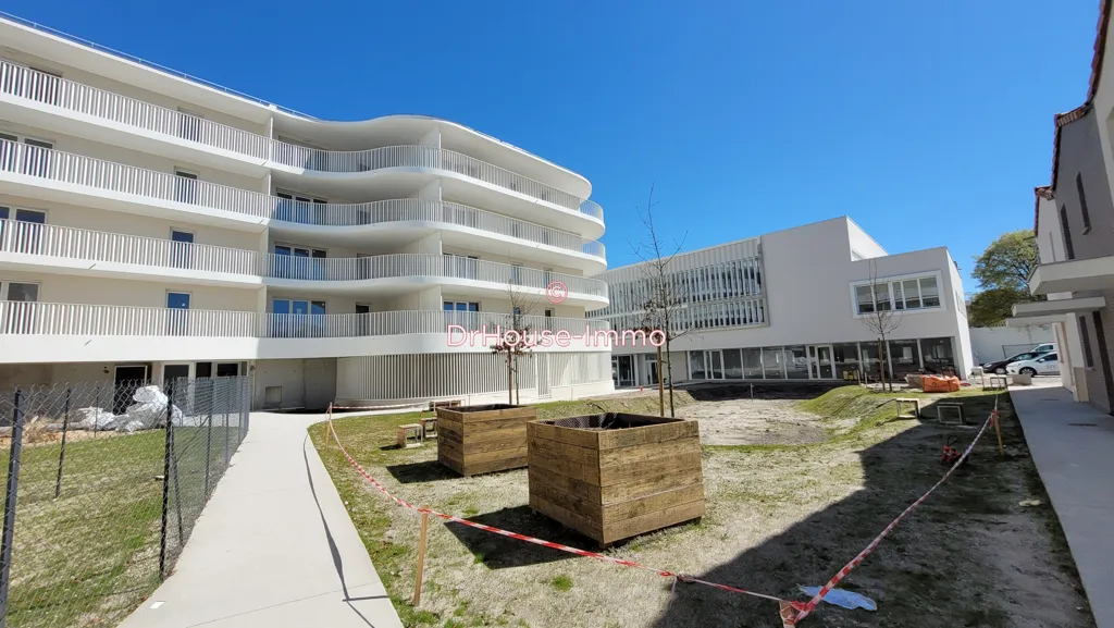 Extérieur - Appartement avec Balcon et Parking au Bouscat