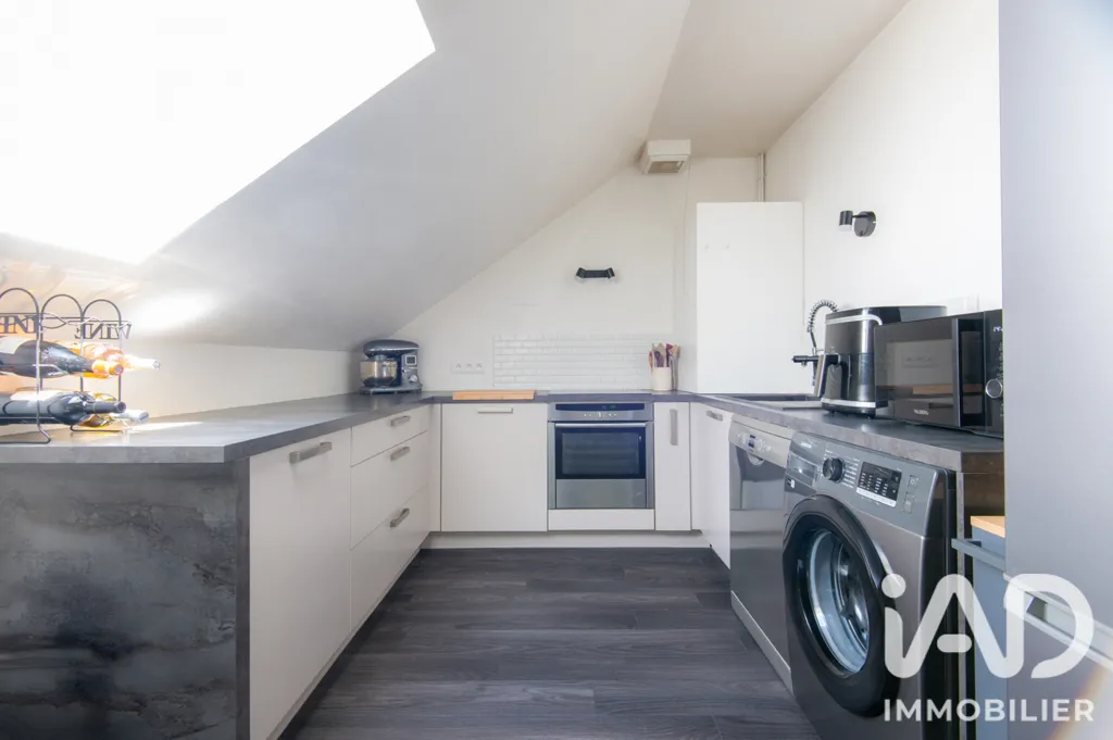 Köök - Charming Loft with Exposed Beams in Yutz