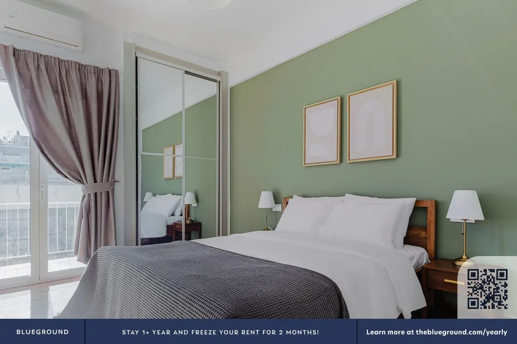 Magamistoad - Furnished Apartment with Elevator in Athens