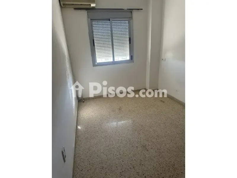 Pièces - Apartment with Parking in Avenida de la Paz, Sevilla