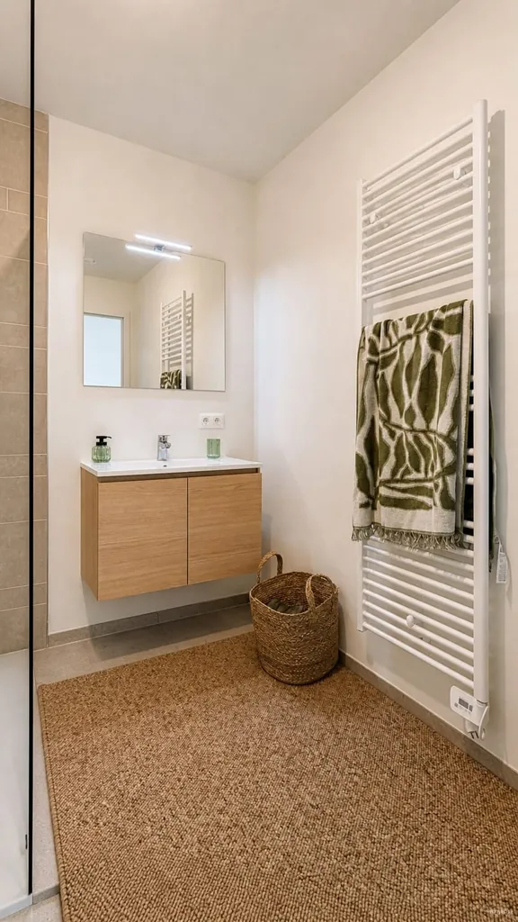 Salles de bain - Appartement avec Terrasse et Jardin à Merchtem