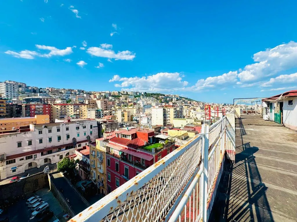 Balcone - Bright Apartment with Panoramic Terrace in Naples