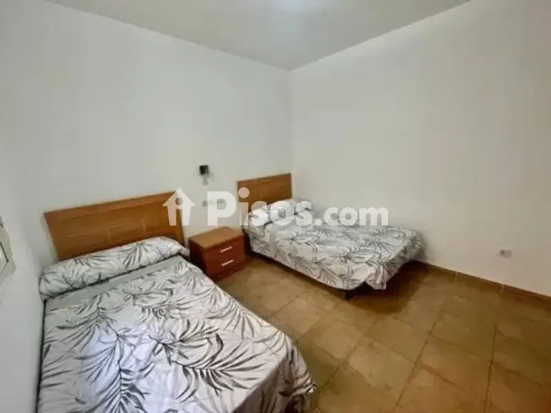 Magamistoad - Two-Bedroom Apartment with South-Facing Light in Carboneras