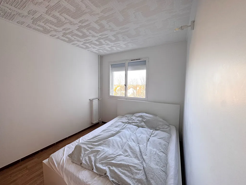 Camere da letto - 4-Piece Flat with Balcony in Viry-Châtillon