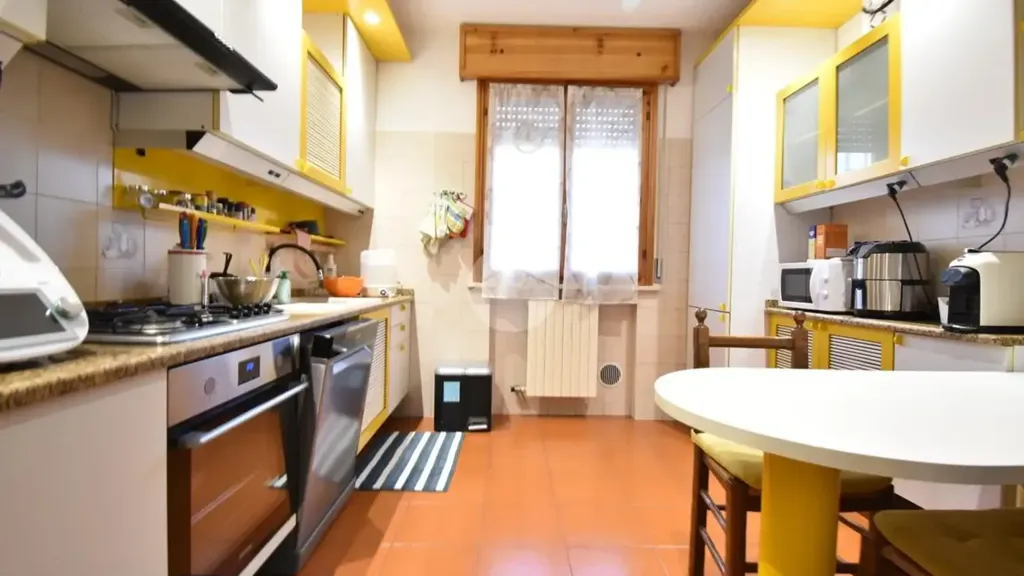 Kitchen - Apartment with 40m² Terrace in Fidenza