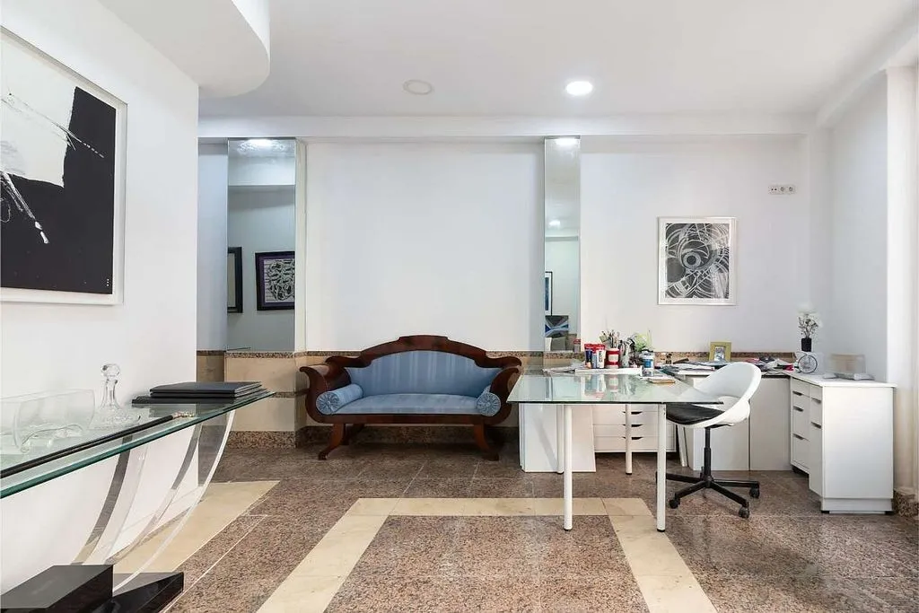 Bureau - Duplex Flat with A/C in Opañel
