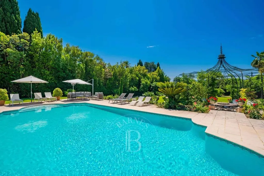 Piscine - Villa Art Déco avec Vue Mer à Cannes