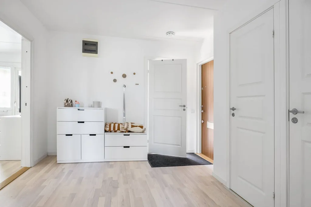 Esik - Apartment with Balcony in Söderkulla