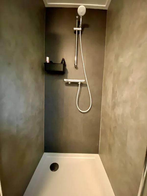 Salles de bain - Maison 3 pièces à Susteren