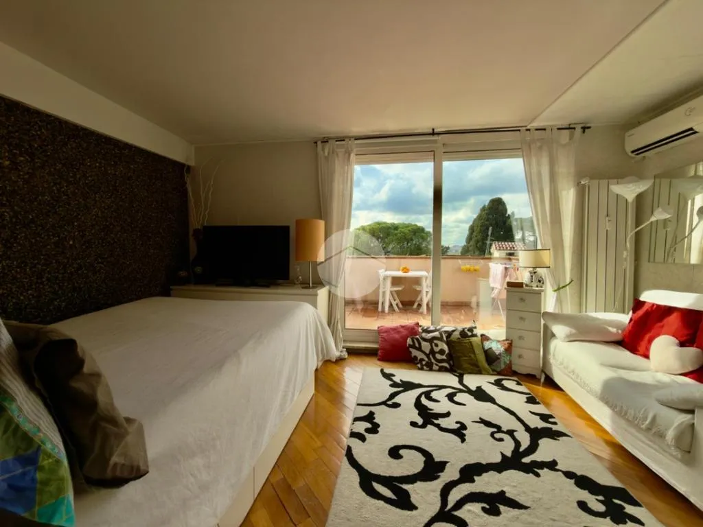 Chambres - Attico with Panoramic Terrace in Città Giardino