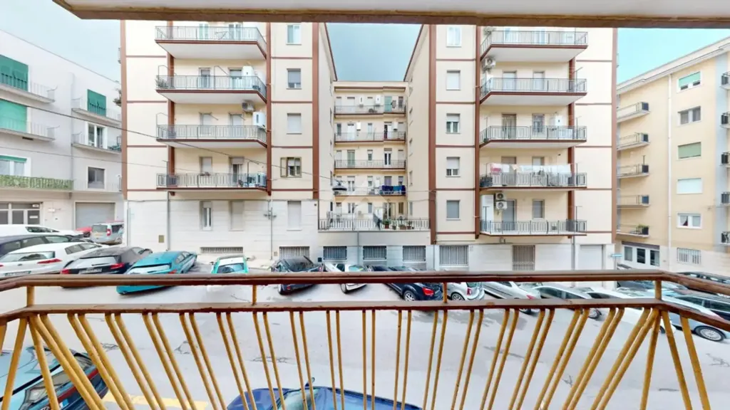 Rõdu - Spacious Apartment with Balcony in Martina Franca