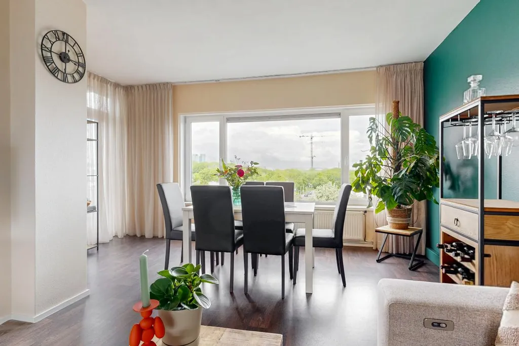 Söögituba - Rietveld-Designed Flat with Balcony in Utrecht